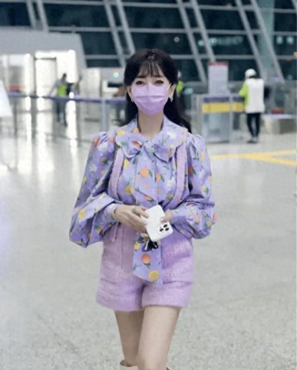 赵雅芝72岁坚握不退休，为抚养五口之家发愤悉力